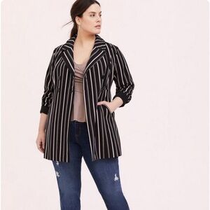 NEW! Torrid Oversized Twill Blazer